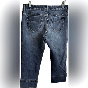 Simply Vera | Vera Wang Wide Cuff Straight Capri Blue Jeans. Size 4.